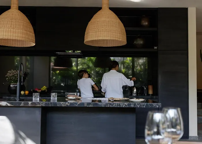 Black Villas Canggu Beach By Oxo